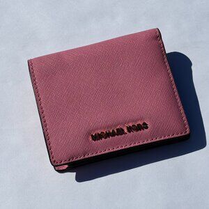 Michael Kors Jet Set Travel Wallet w/ID Slot and Zip Change Compartment - Pink